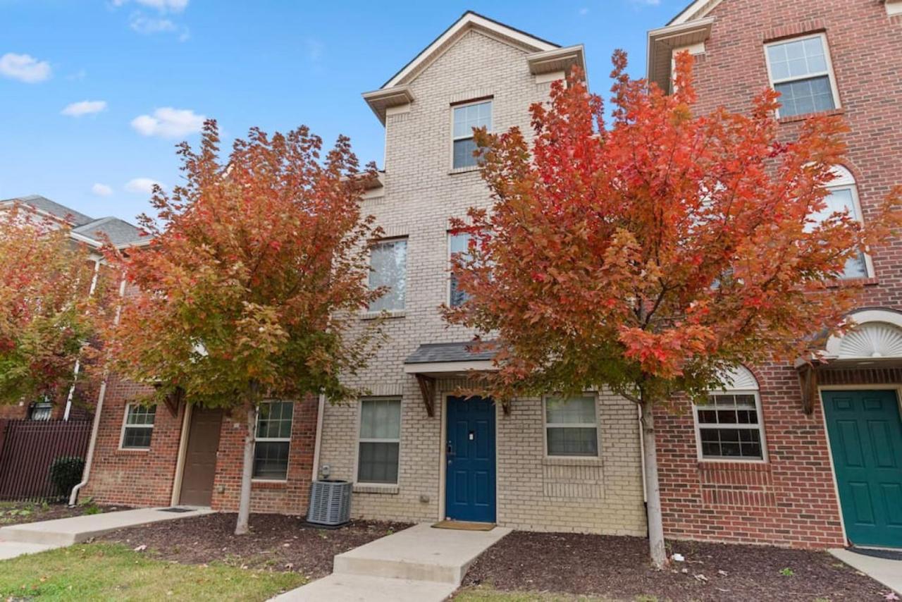 Affordable 2-Br Heart Of Detroit Apartment Exterior photo